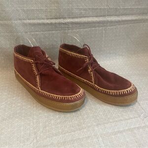 Laidback London Anthropologie Shenje Chukka Ankle Boot in Burgundy Suede 39